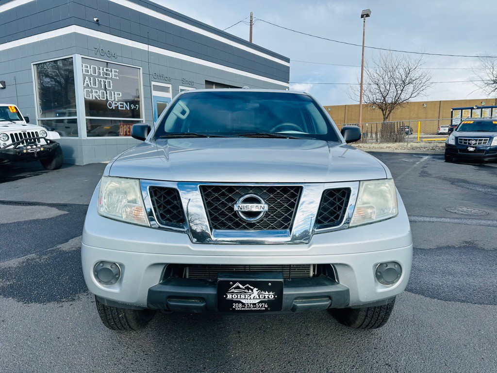 2018 Nissan Frontier Image 2