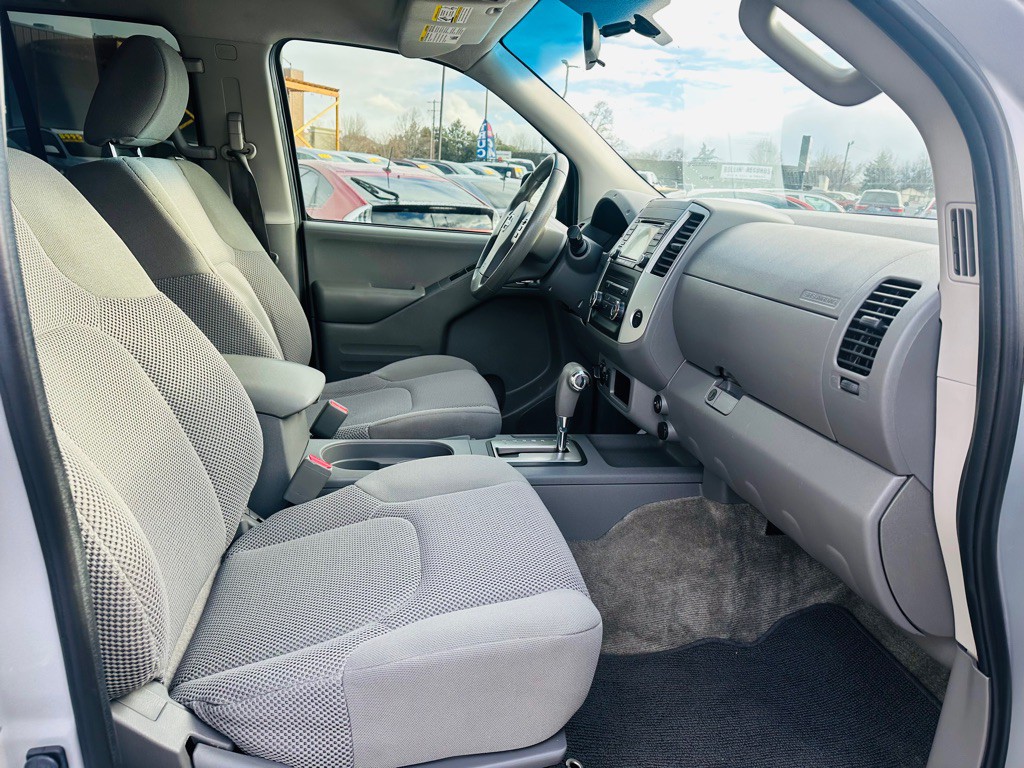 2018 Nissan Frontier Image 20