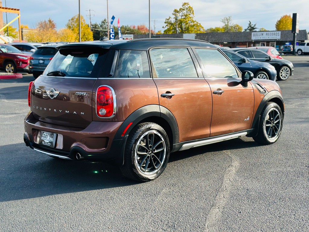 2015 MINI Cooper Image 7