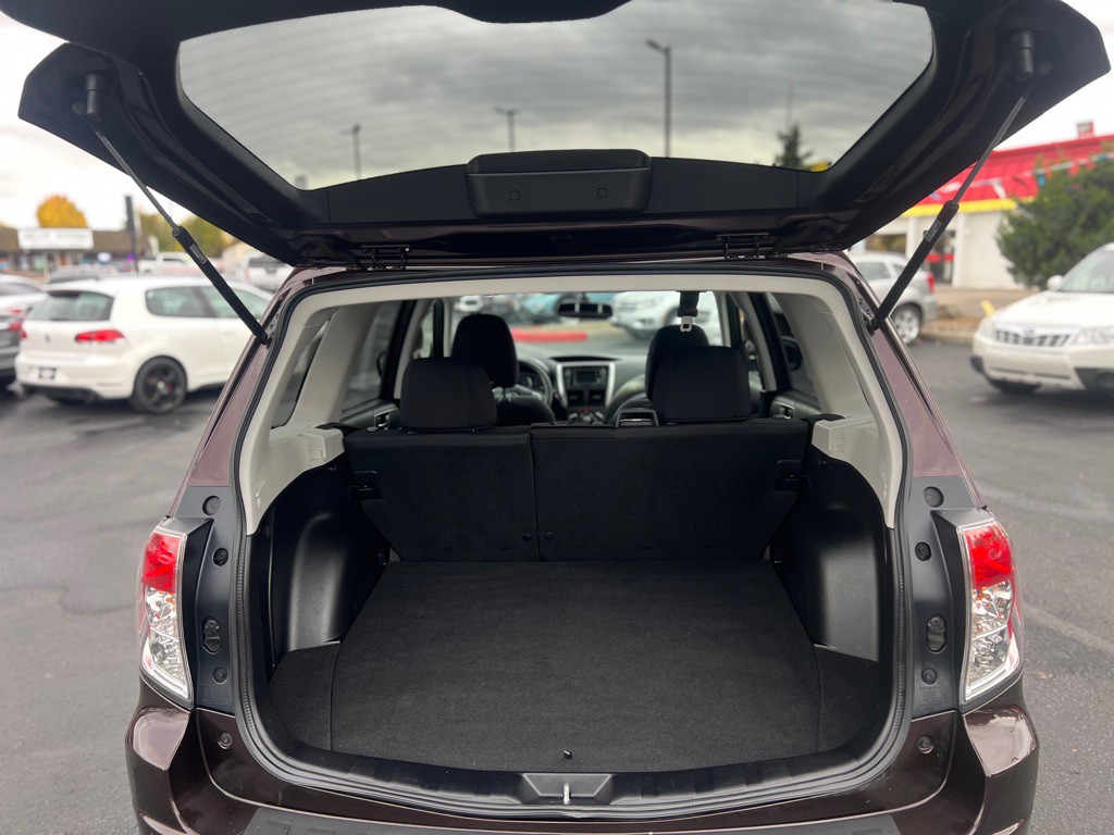 2013 Subaru Forester Image 7