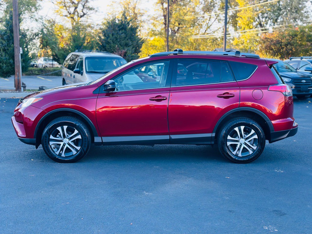 2018 Toyota Rav4 Image 4