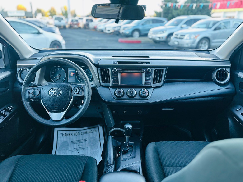 2018 Toyota Rav4 Image 9