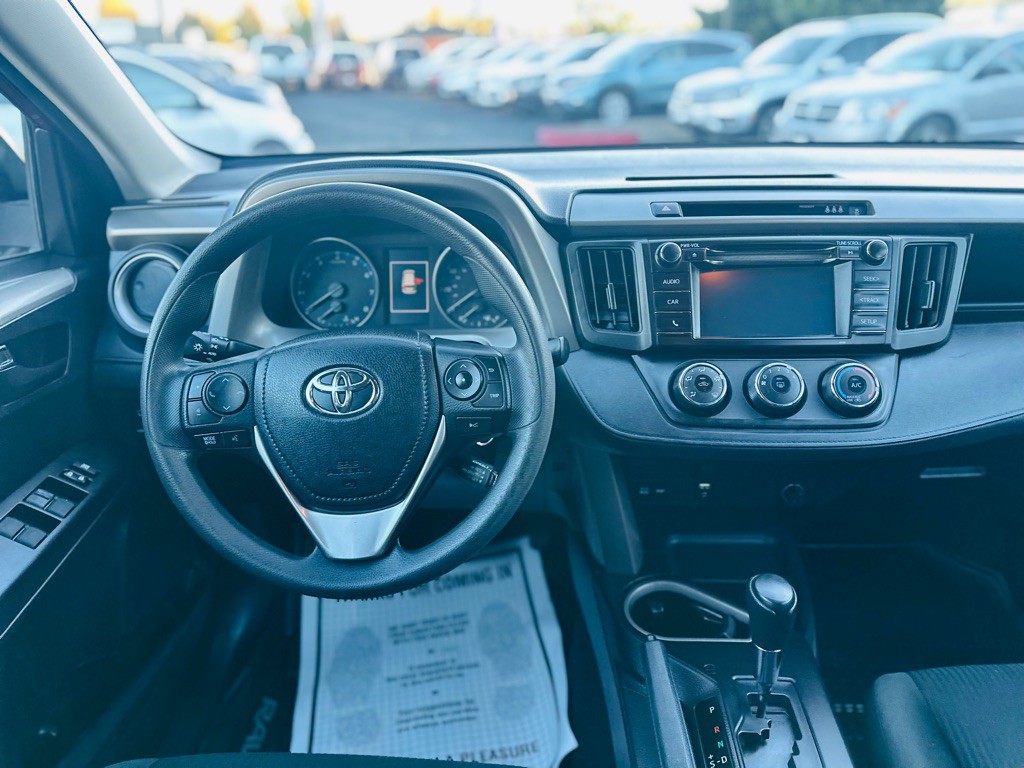 2018 Toyota Rav4 Image 10