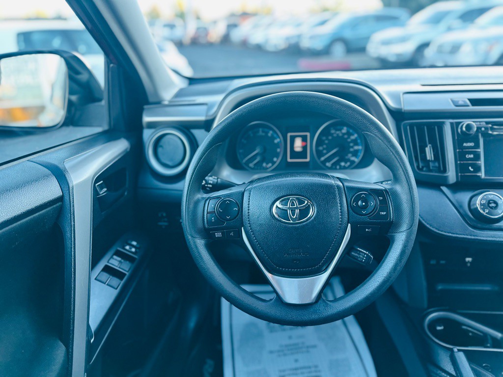 2018 Toyota Rav4 Image 11