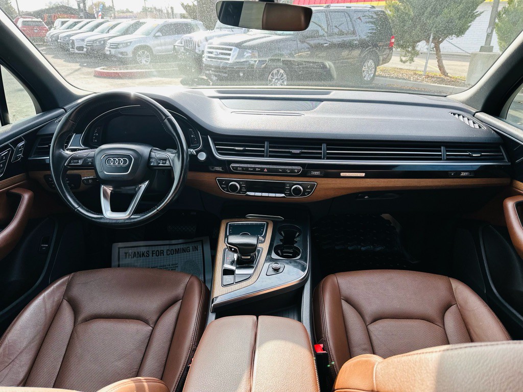 2017 Audi Q7 Image 9