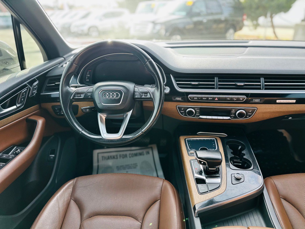 2017 Audi Q7 Image 10