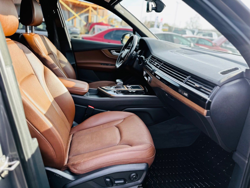 2017 Audi Q7 Image 22