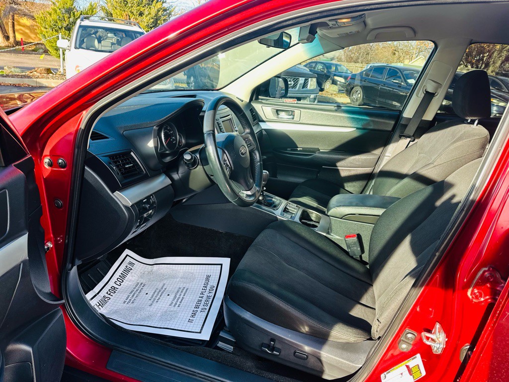 2014 Subaru Outback Image 15