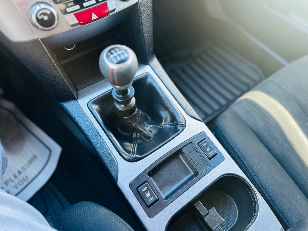 2014 Subaru Outback Image 17