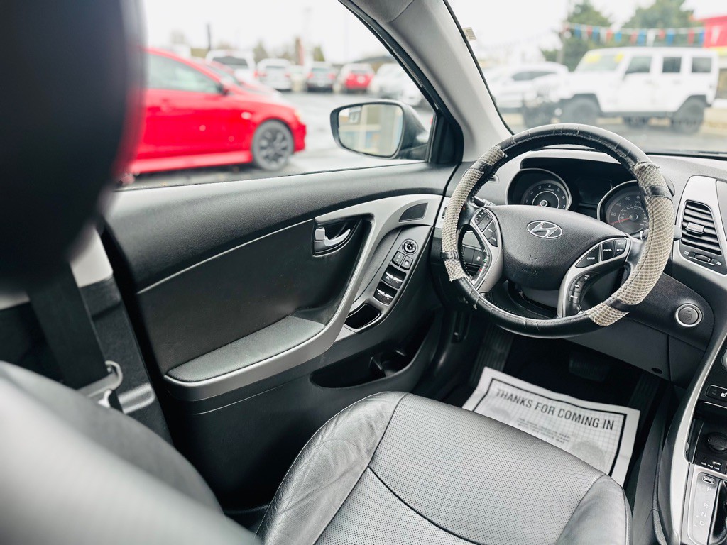 2014 Hyundai Elantra Image 11