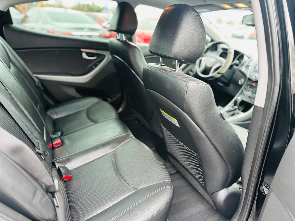 2014 Hyundai Elantra Image 19