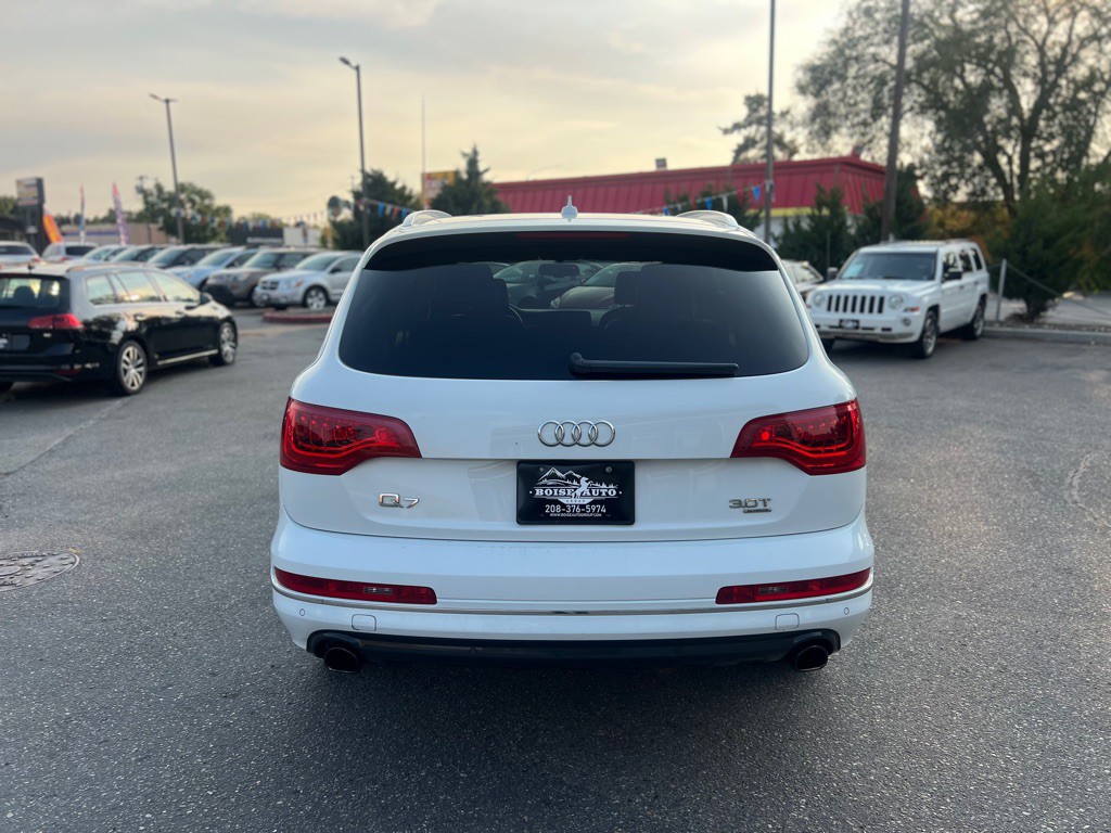 2015 Audi Q7 Image 6