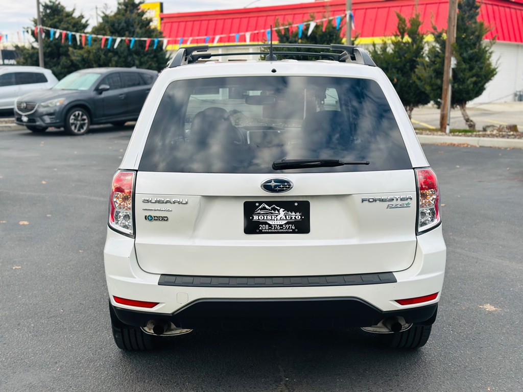 2011 Subaru Forester Image 6