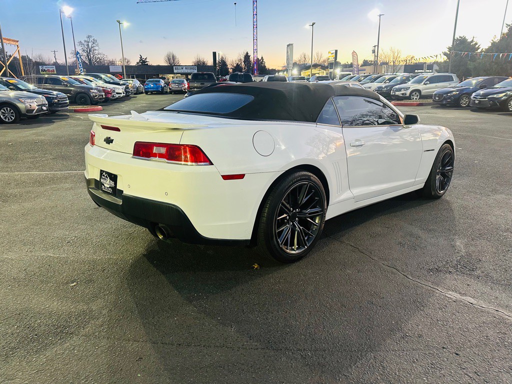 2015 Chevrolet Camaro Image 7