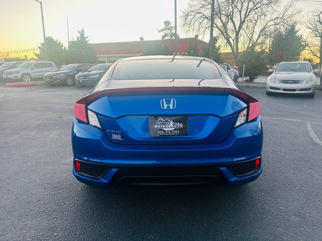 2016 Honda Civic Image 6