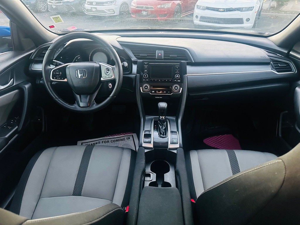 2016 Honda Civic Image 9