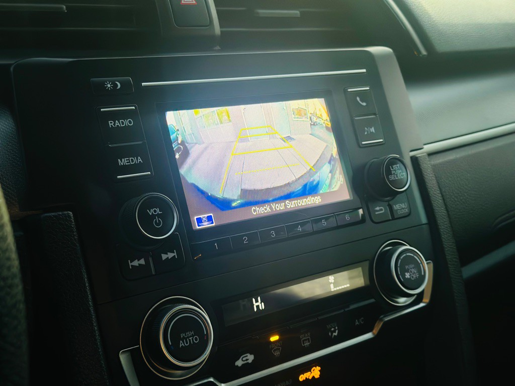 2016 Honda Civic Image 13