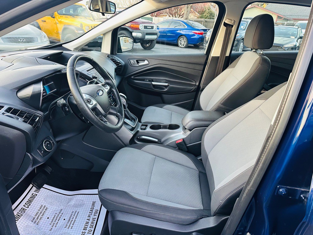 2017 Ford C-Max Image 18