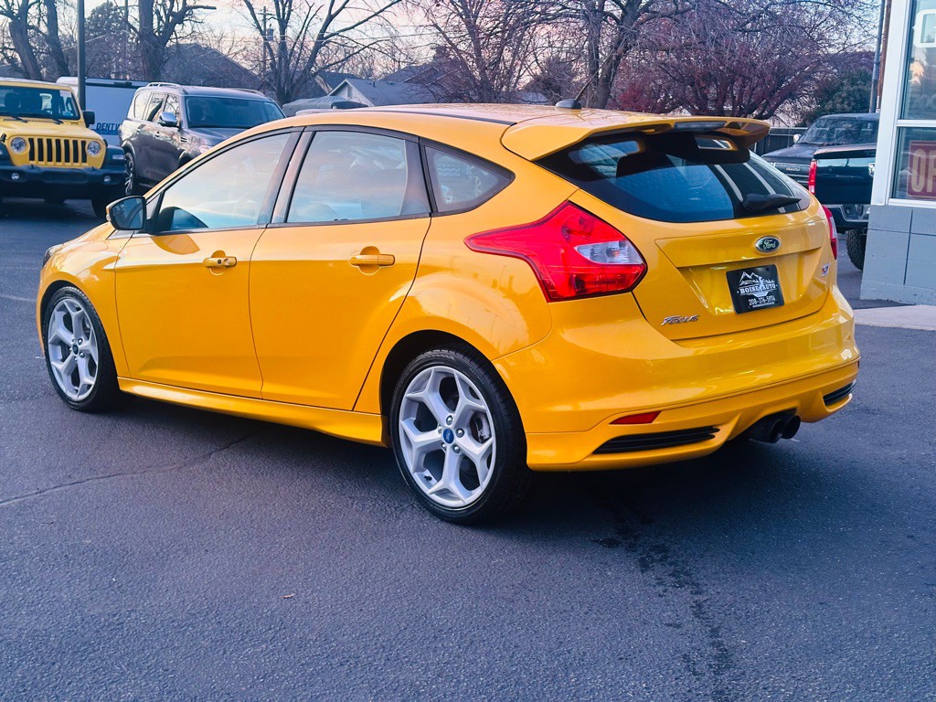 2013 Ford Focus Image 5