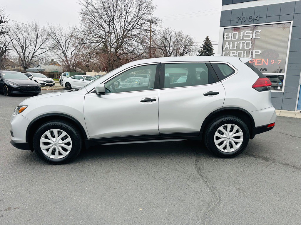 2019 Nissan Rogue Image 4