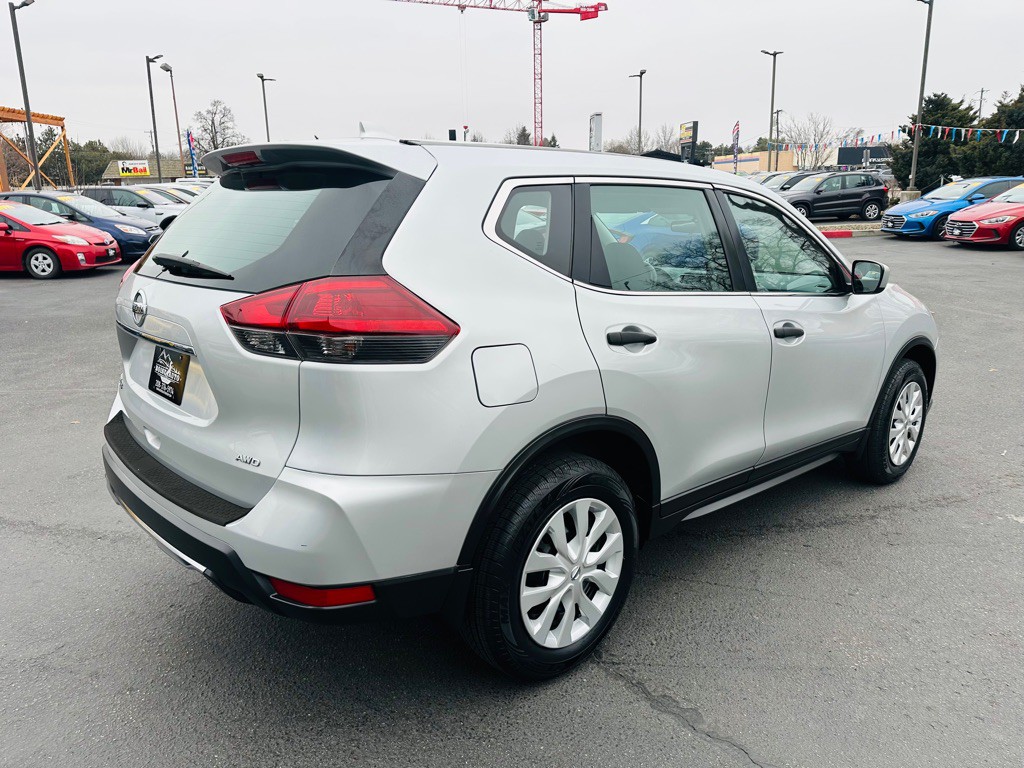 2019 Nissan Rogue Image 7