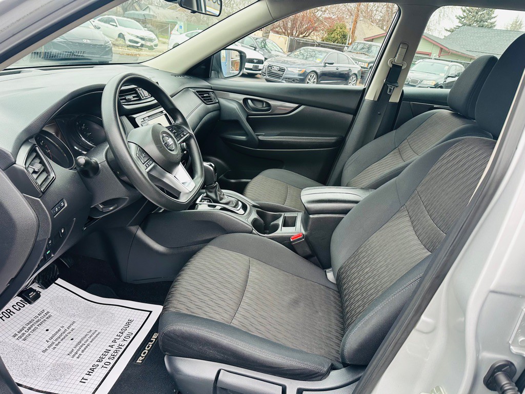 2019 Nissan Rogue Image 20