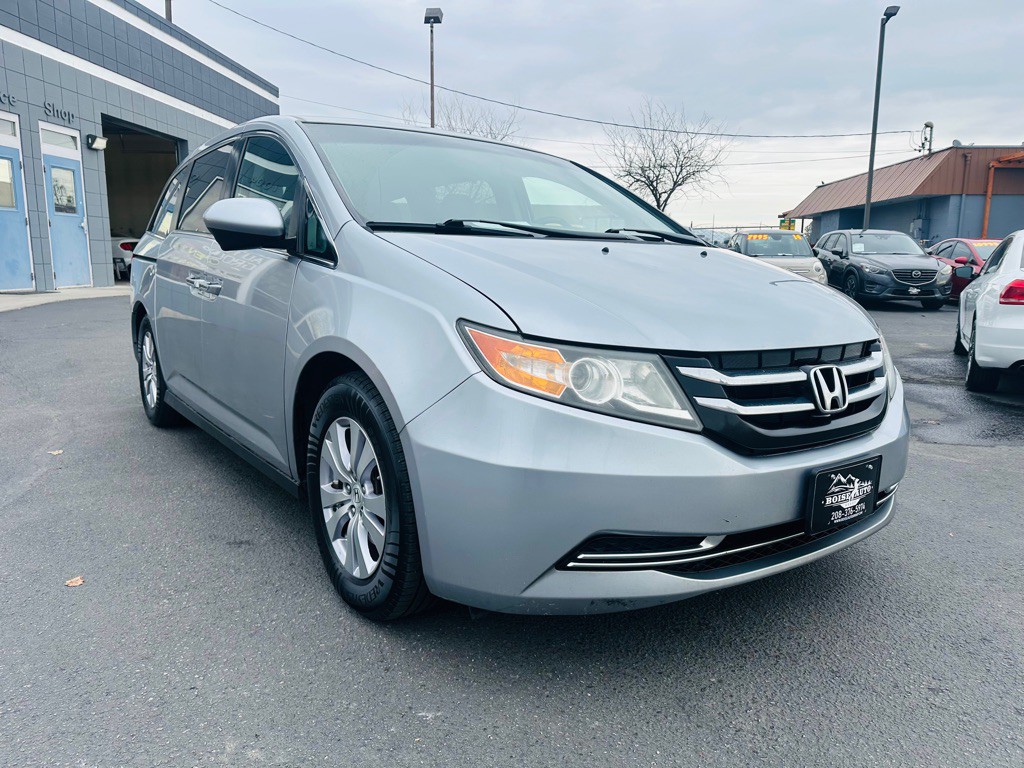 2016 Honda Odyssey Image 1
