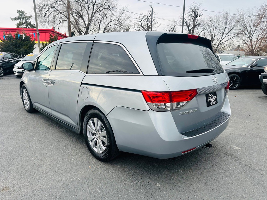 2016 Honda Odyssey Image 5