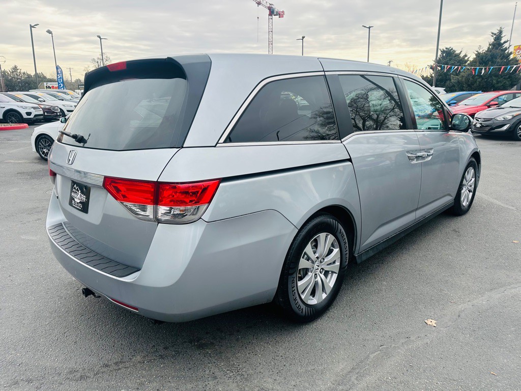 2016 Honda Odyssey Image 7