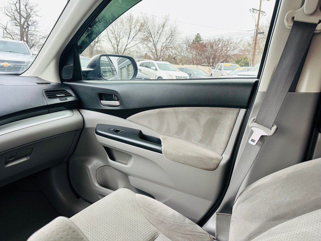 2012 Honda CR-V Image 16