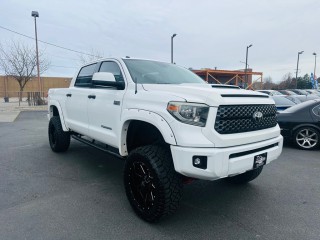 Image for 2018 Toyota Tundra CREWMAX SR5 ID: 7204287