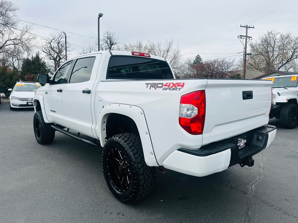 2018 Toyota Tundra Image 5