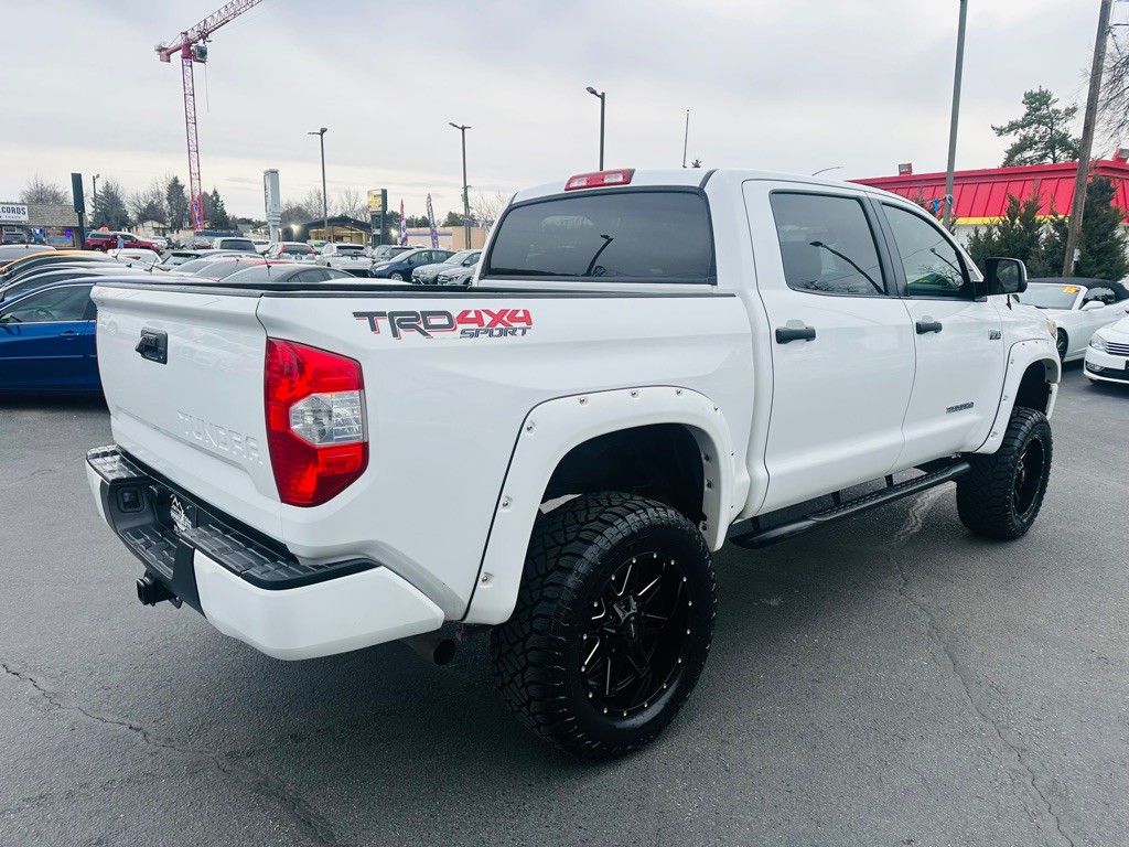 2018 Toyota Tundra Image 7