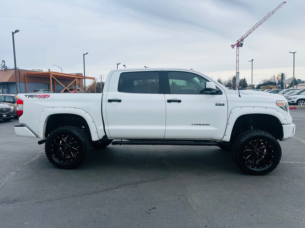 2018 Toyota Tundra Image 8