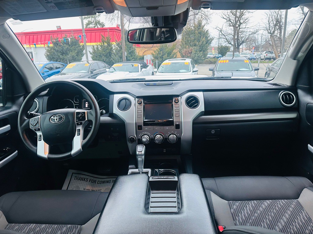 2018 Toyota Tundra Image 10