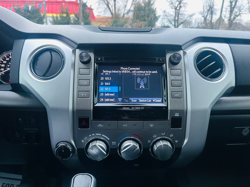 2018 Toyota Tundra Image 13