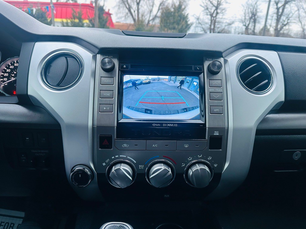 2018 Toyota Tundra Image 14