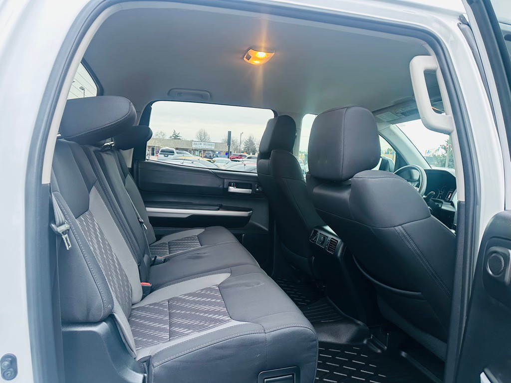 2018 Toyota Tundra Image 18