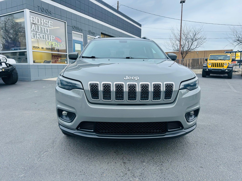 2020 Jeep Cherokee Image 2