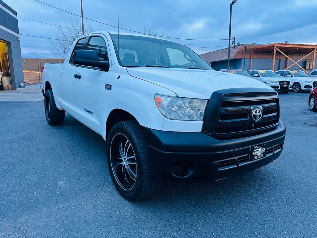 2010 Toyota Tundra Image 1