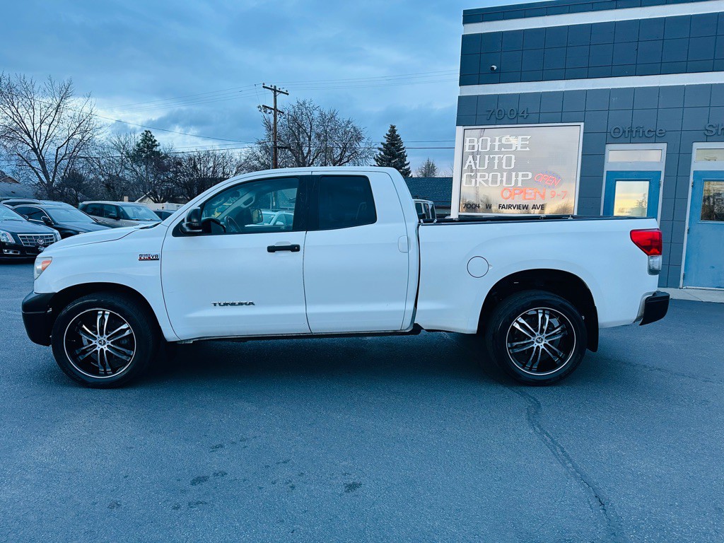 2010 Toyota Tundra Image 4