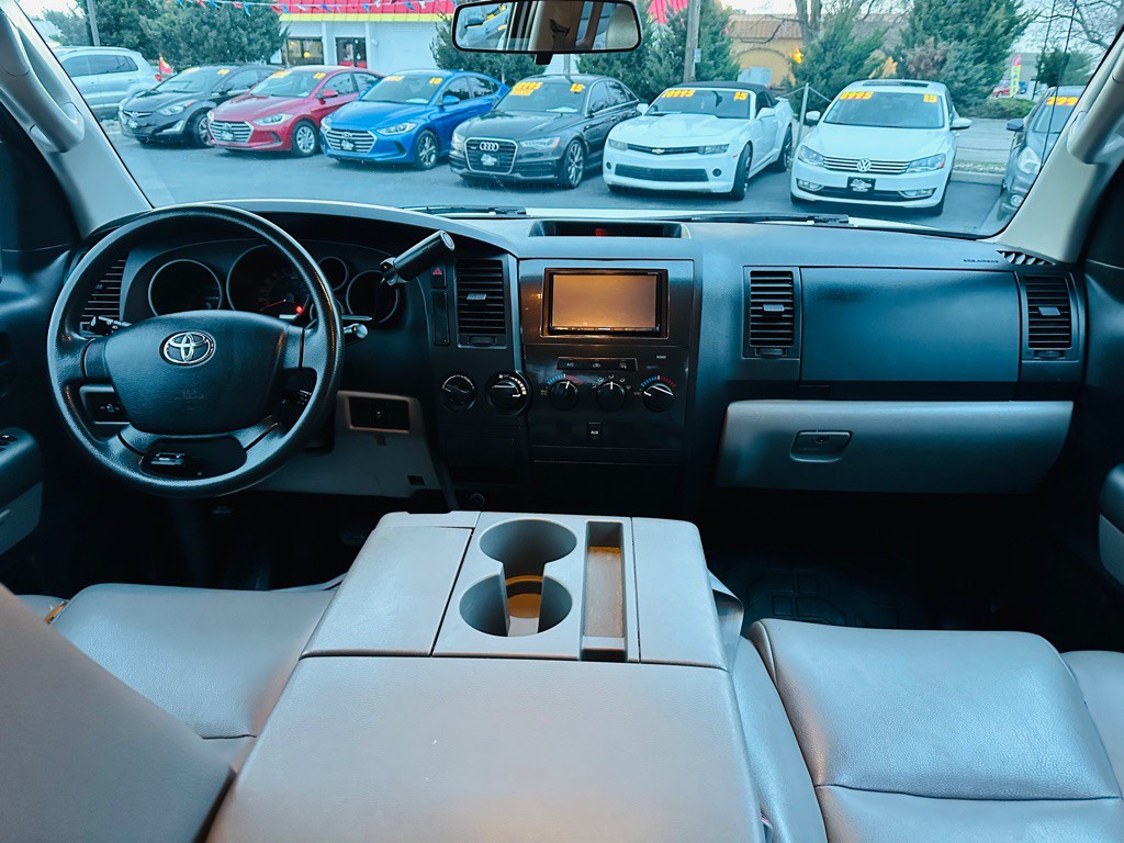 2010 Toyota Tundra Image 9