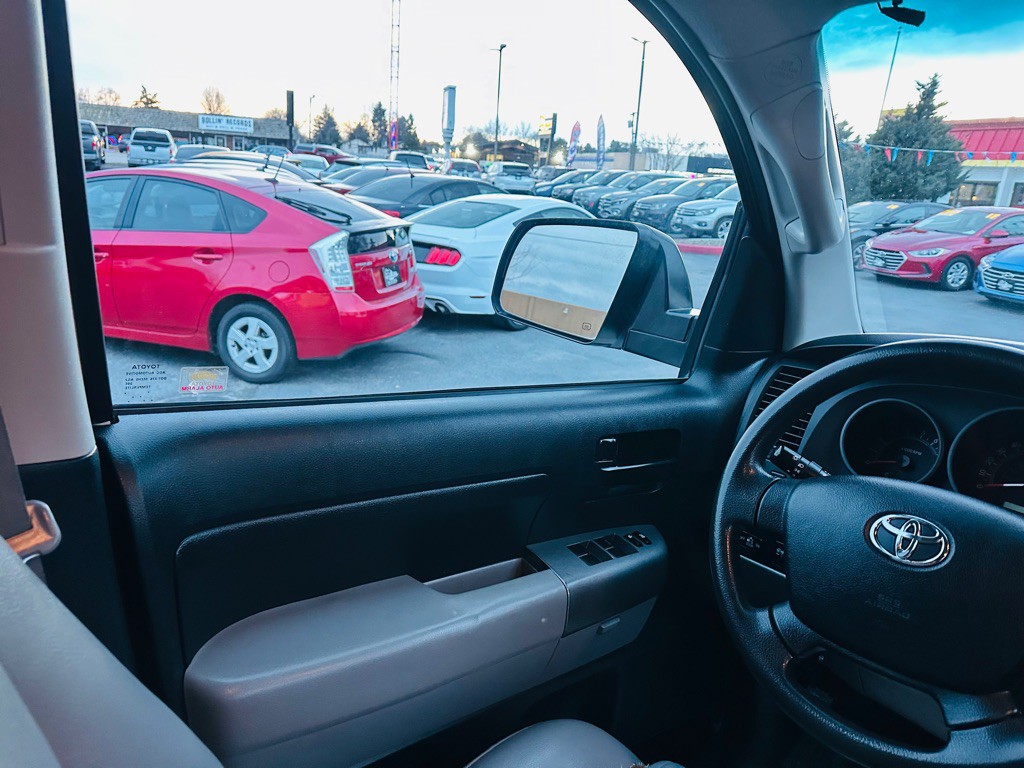 2010 Toyota Tundra Image 14