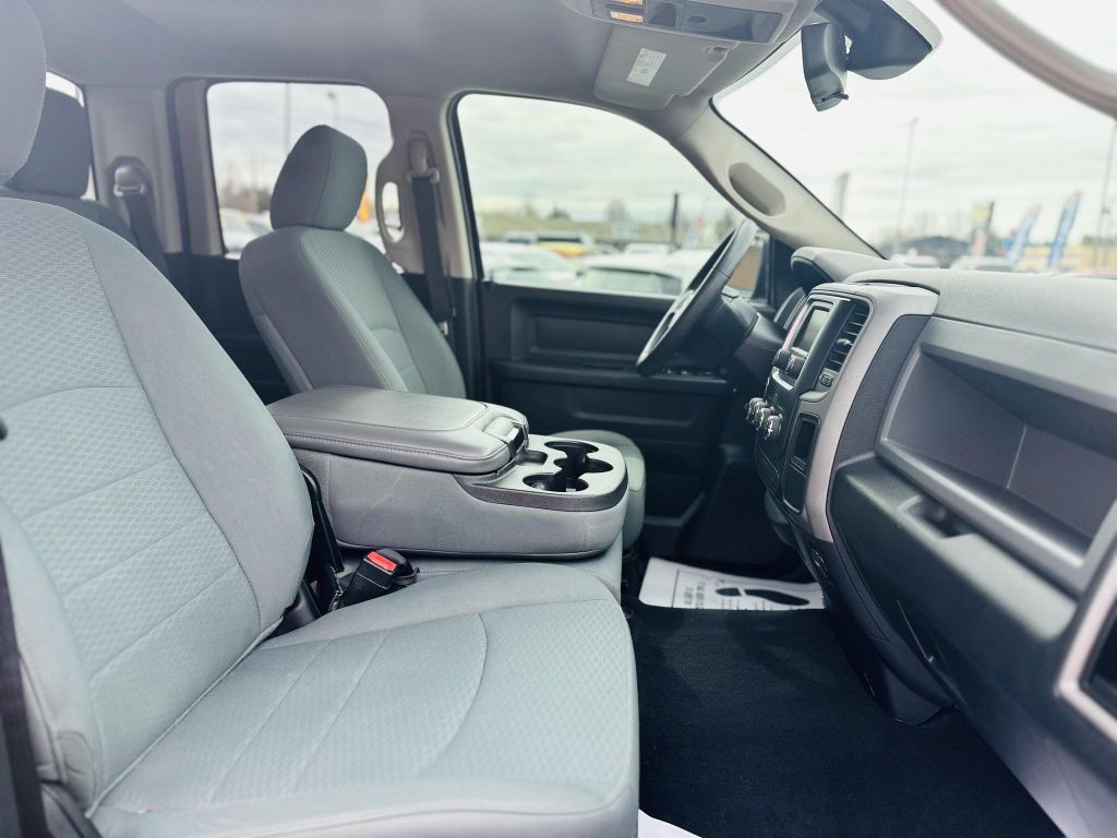 2016 RAM 1500 Image 10