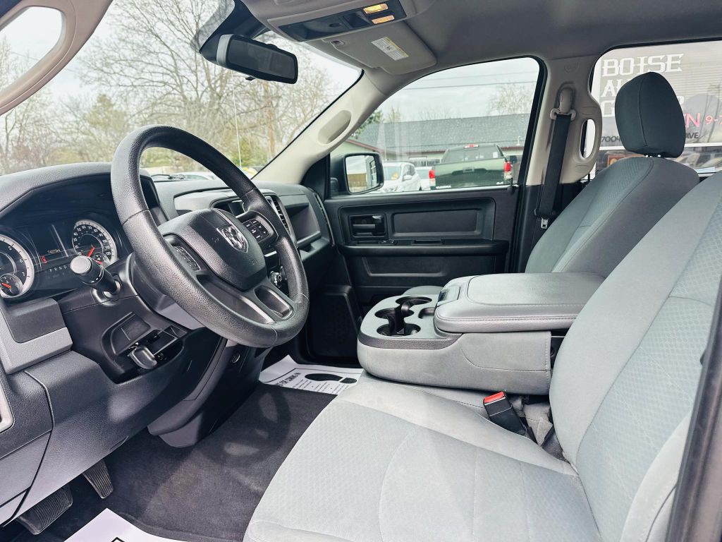 2016 RAM 1500 Image 12