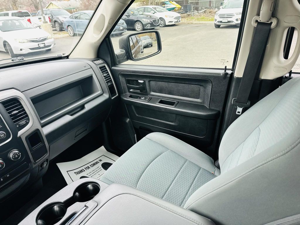 2016 RAM 1500 Image 13