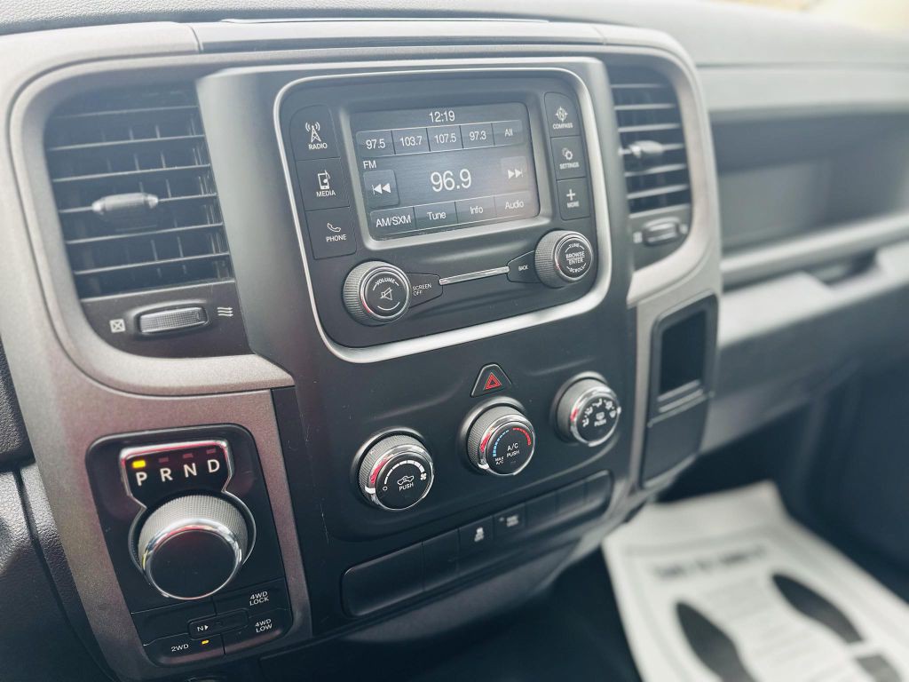 2016 RAM 1500 Image 17