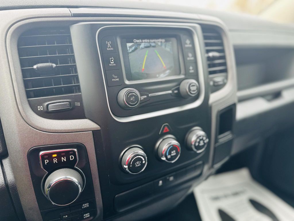 2016 RAM 1500 Image 18