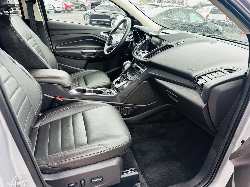 2016 Ford Escape Image 17