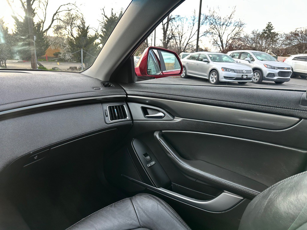 2010 Cadillac CTS Image 13